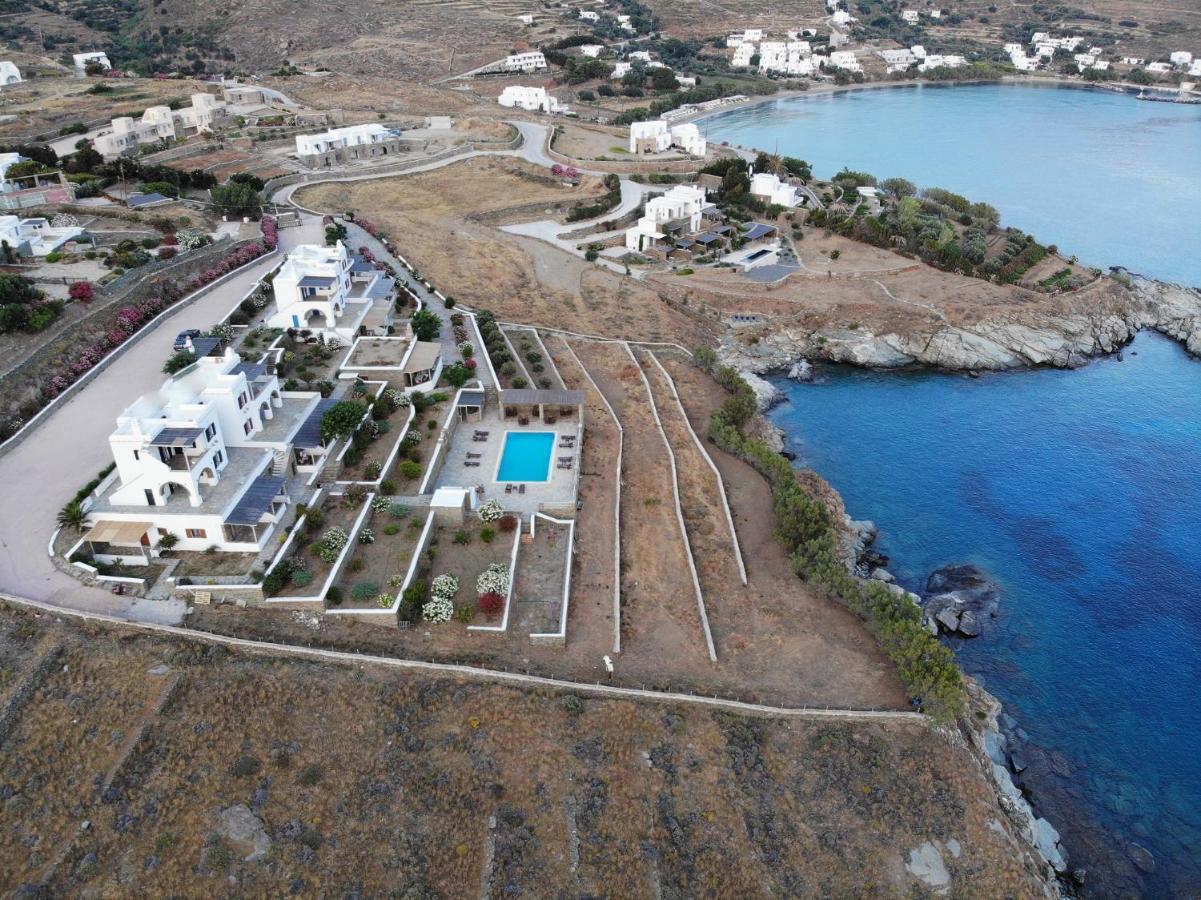 En Plo Lejlighedshotel Agios Romanos Eksteriør billede