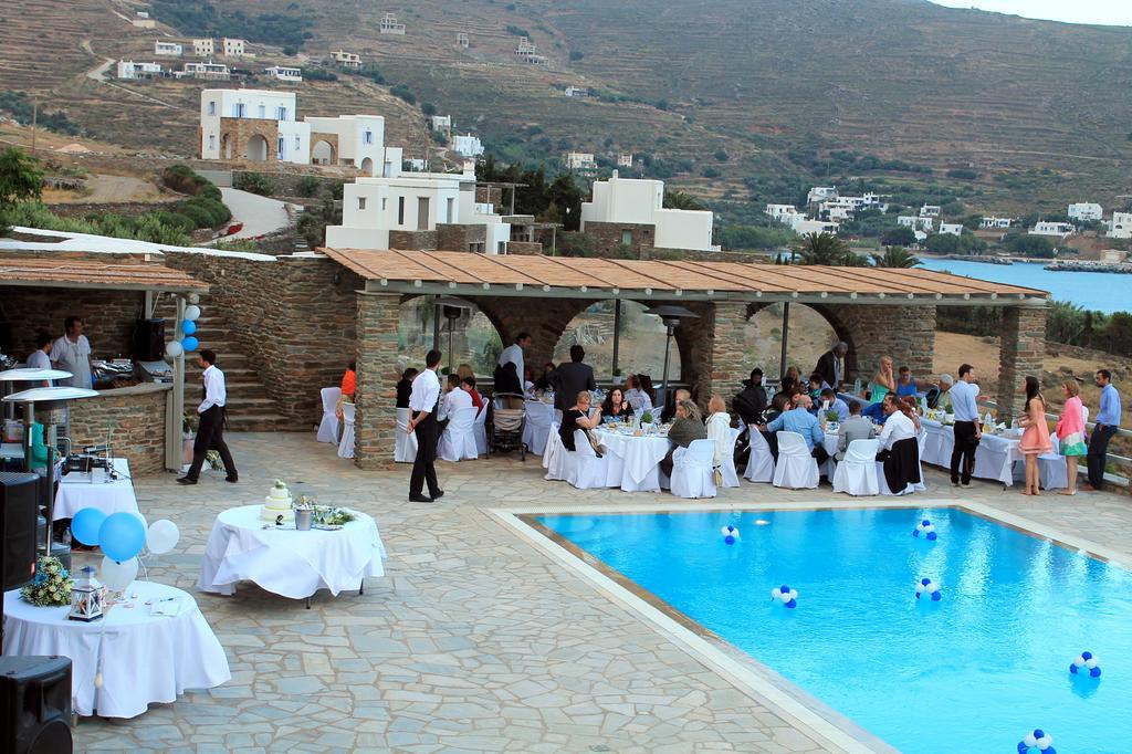 En Plo Lejlighedshotel Agios Romanos Eksteriør billede