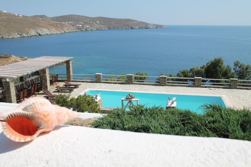 En Plo Lejlighedshotel Agios Romanos Eksteriør billede