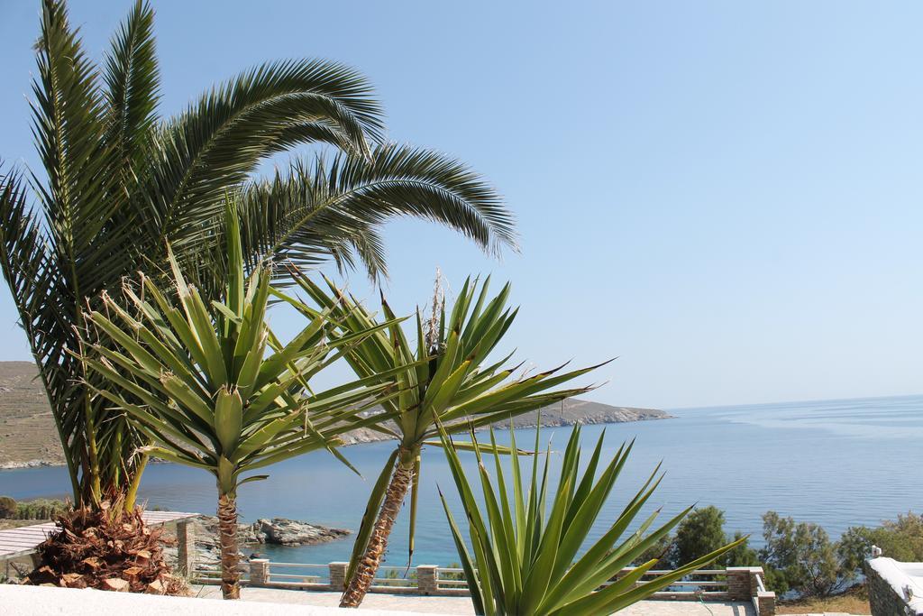 En Plo Lejlighedshotel Agios Romanos Eksteriør billede