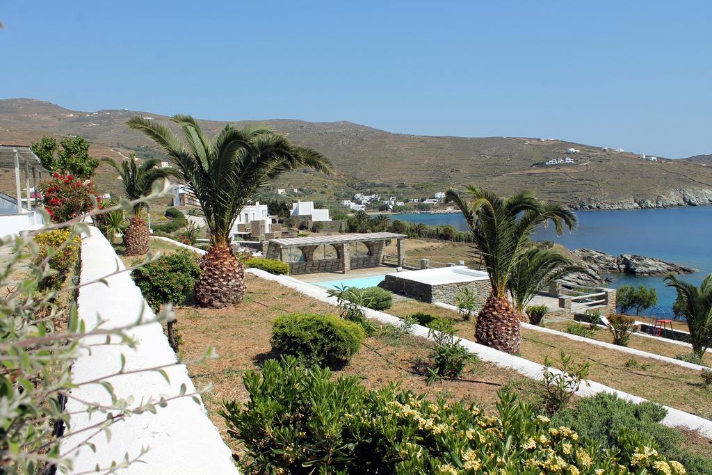 En Plo Lejlighedshotel Agios Romanos Eksteriør billede