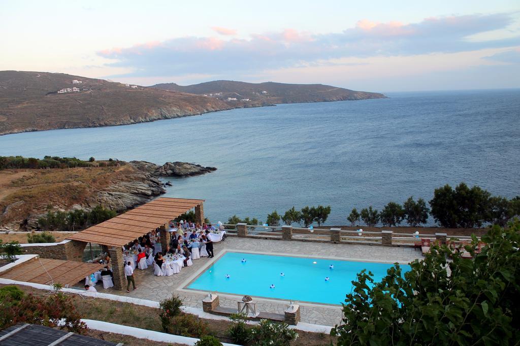 En Plo Lejlighedshotel Agios Romanos Eksteriør billede