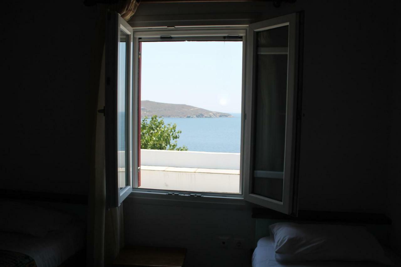 En Plo Lejlighedshotel Agios Romanos Eksteriør billede