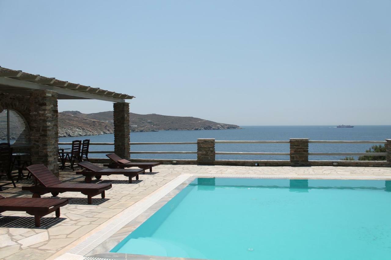 En Plo Lejlighedshotel Agios Romanos Eksteriør billede