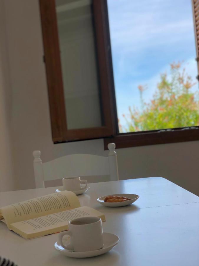 En Plo Lejlighedshotel Agios Romanos Eksteriør billede