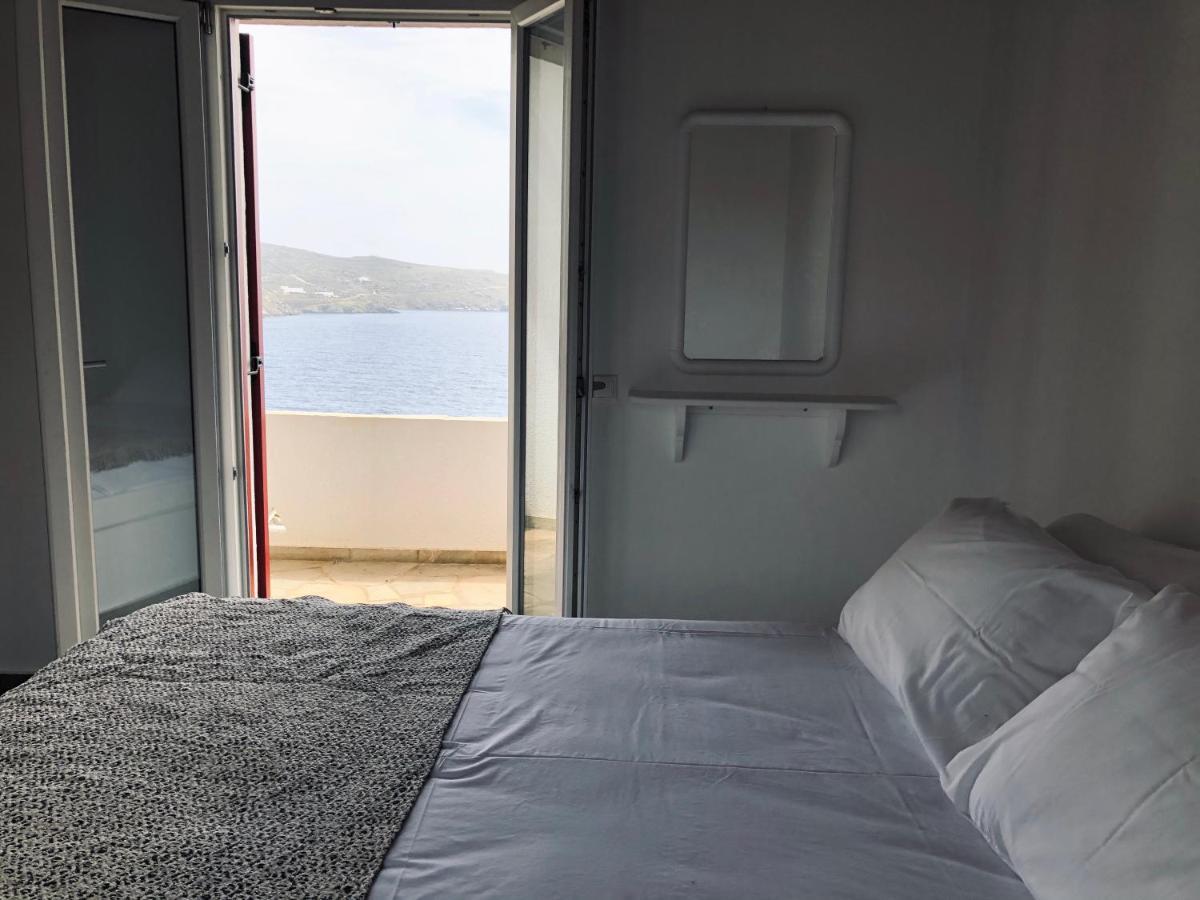 En Plo Lejlighedshotel Agios Romanos Eksteriør billede